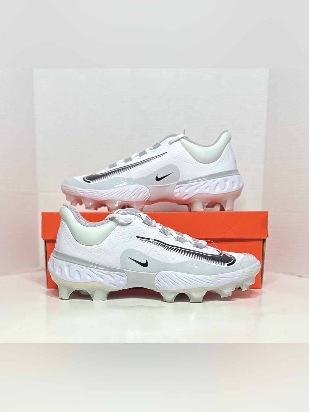 Nike Alpha Huarache Elite 4 Low Men’s 11 white Baseball Cleats molded FD6255-100